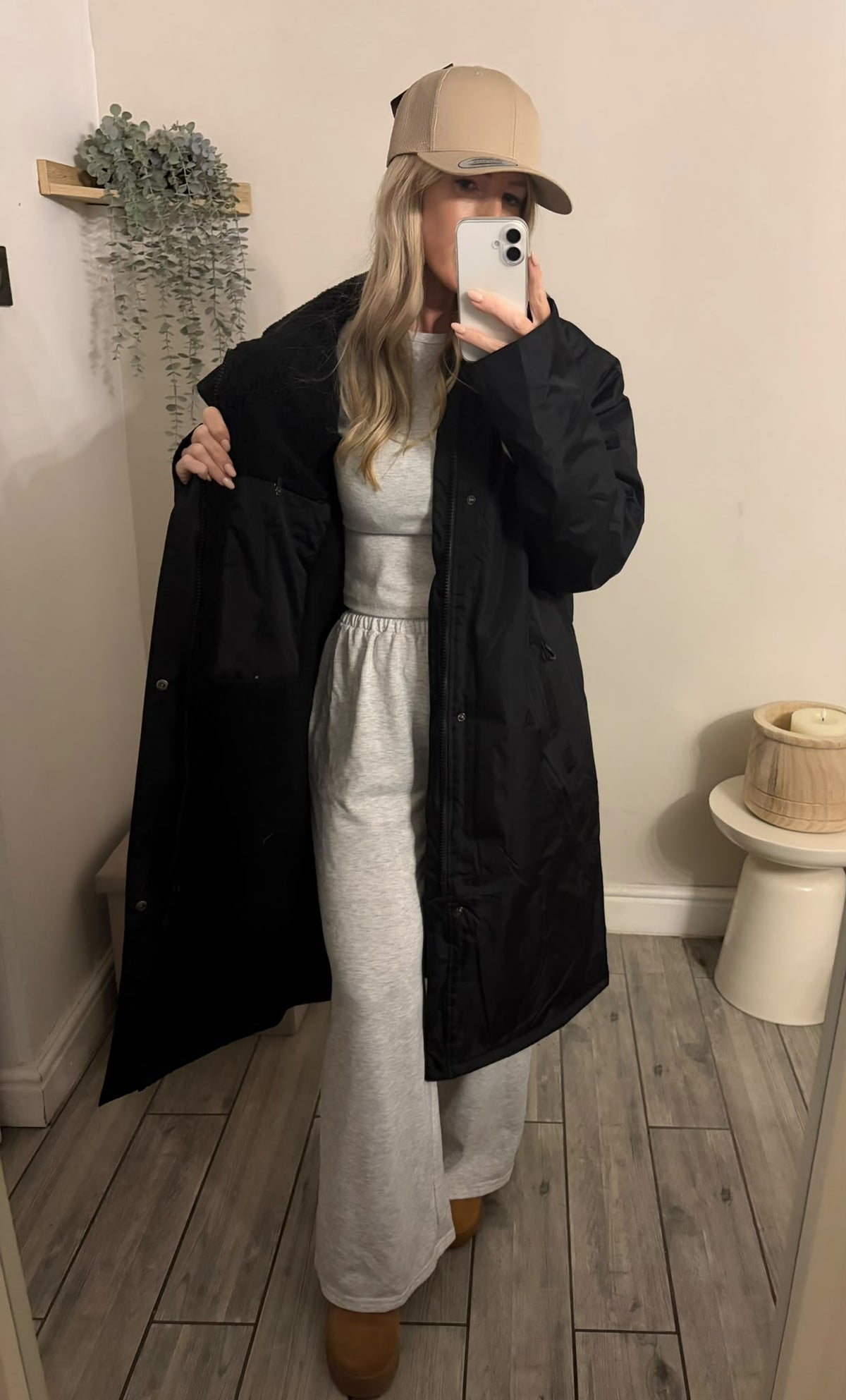 NEW Snodrp Robe Coat